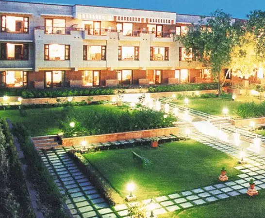 Jaypee Palace Hotel Call Girls in Agra